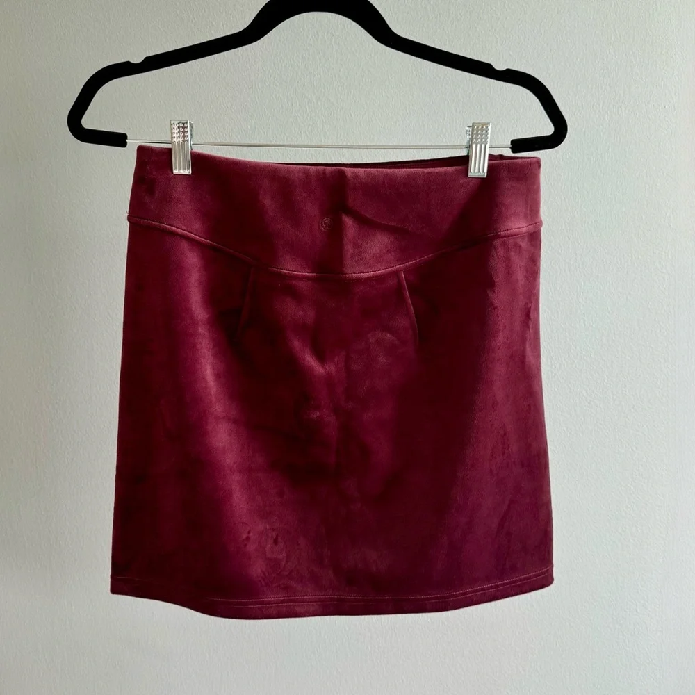 NWT Lululemon Scuba High-Rise Mini Skirt Velvet, Garnet Purple | Medium
